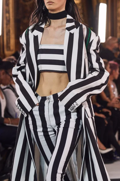 Look 91